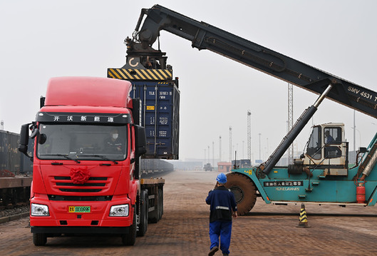 數字貨運駛入“新藍海”　產業生態如何打造？