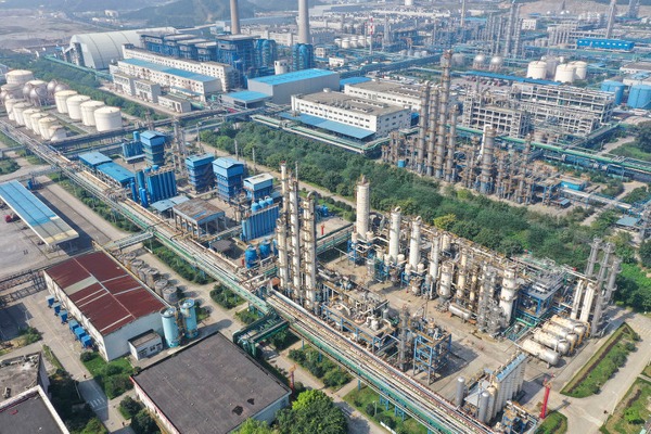 “固本”穩發展 “興新”添動能