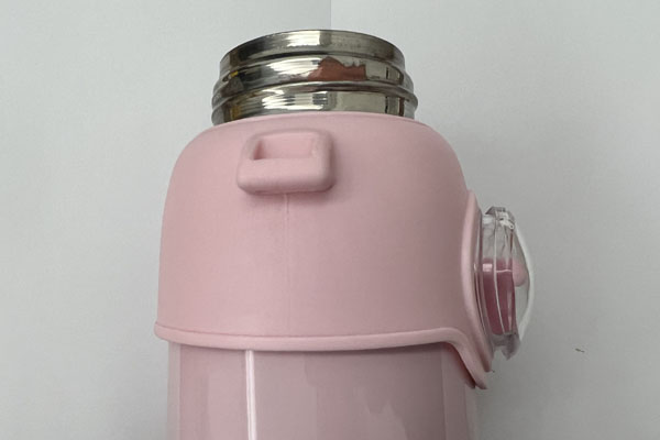 標識不清、材質以次充好　部分保溫杯存安全隱患