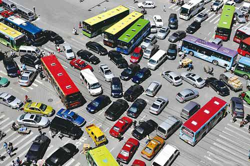 北京紓解“首堵”之困 擁堵費山雨欲來