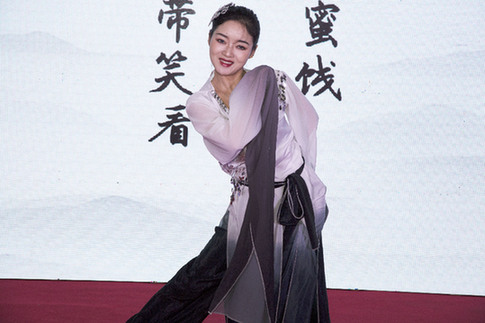 國潮正當時！東阿阿膠“冬令滋補季”快閃在青島掀起養生熱潮